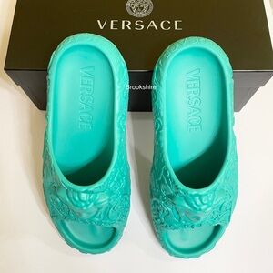 Versace Men's Baroque Medusa Embossed Pool Slides Flip Flops Shoes US 11 IT 44